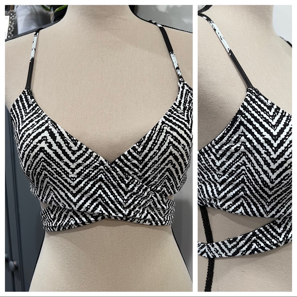 Reversible swim top - Picture 3 of 7